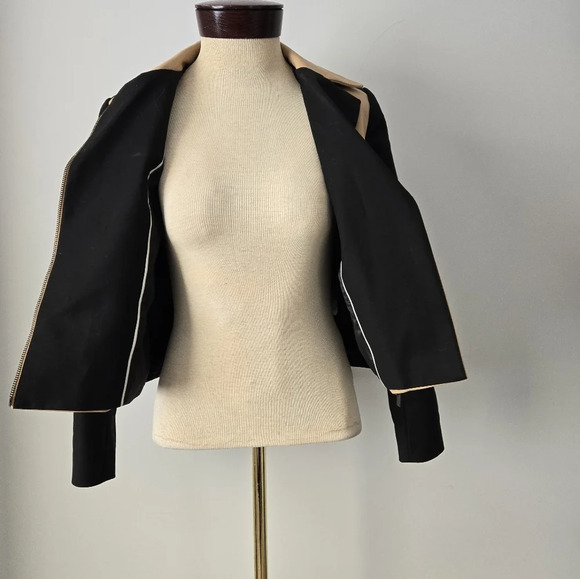 BANANA REPUBLIC black/ beige lightweight cropped jacket. Size 6P - Picture 7 of 11